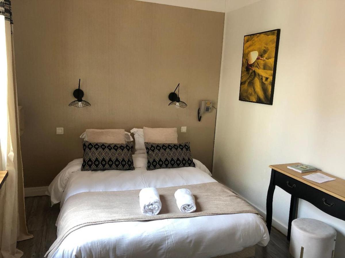 Hotel Aux Vendanges De Bourgogne ปาเรย์-เลอ-มนยาล ภายนอก รูปภาพ