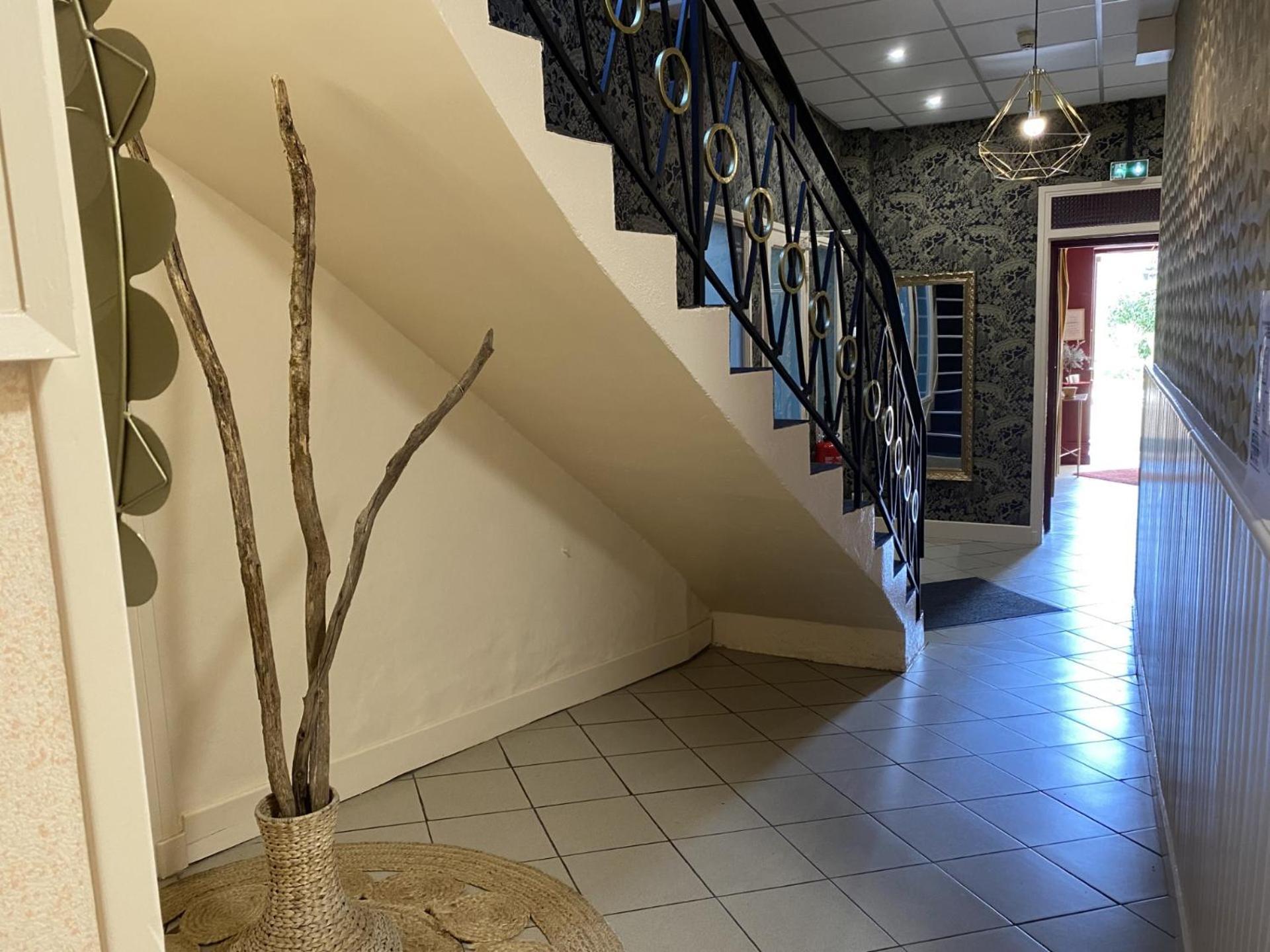 Hotel Aux Vendanges De Bourgogne ปาเรย์-เลอ-มนยาล ภายนอก รูปภาพ
