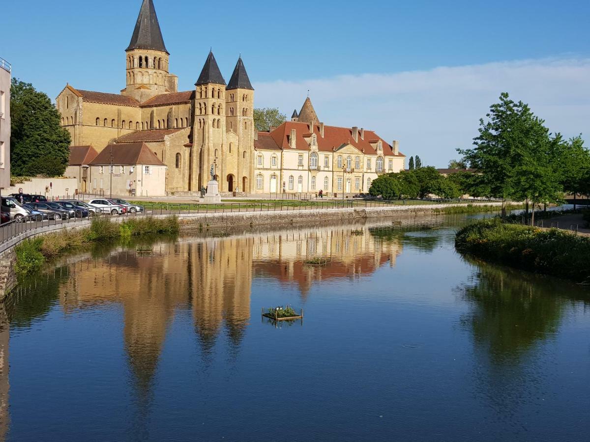 Hotel Aux Vendanges De Bourgogne ปาเรย์-เลอ-มนยาล ภายนอก รูปภาพ